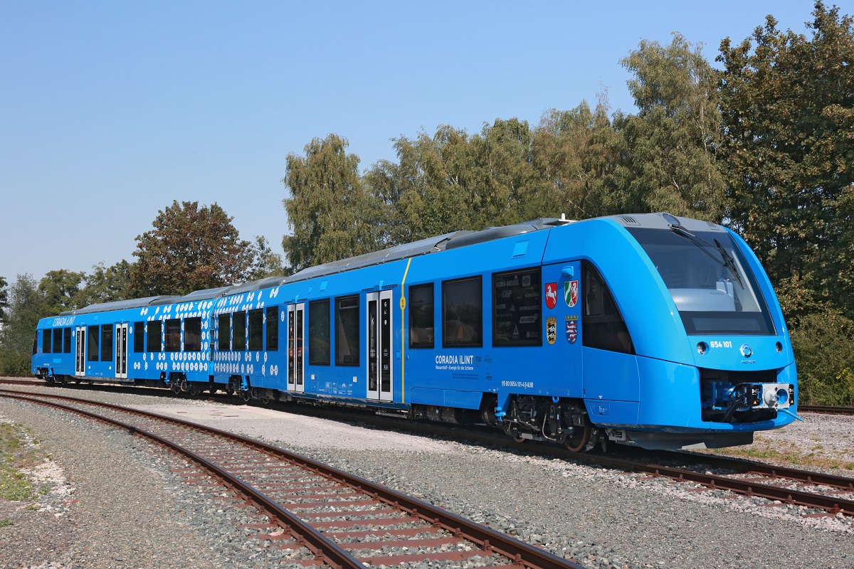 Germany to Debut World's First Hydrogen Trains in 2021